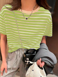 T-Shirt Listrada EasyStyle – Conforto e Leveza em Cada Look
