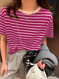 T-Shirt Listrada EasyStyle – Conforto e Leveza em Cada Look