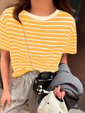 T-Shirt Listrada EasyStyle – Conforto e Leveza em Cada Look